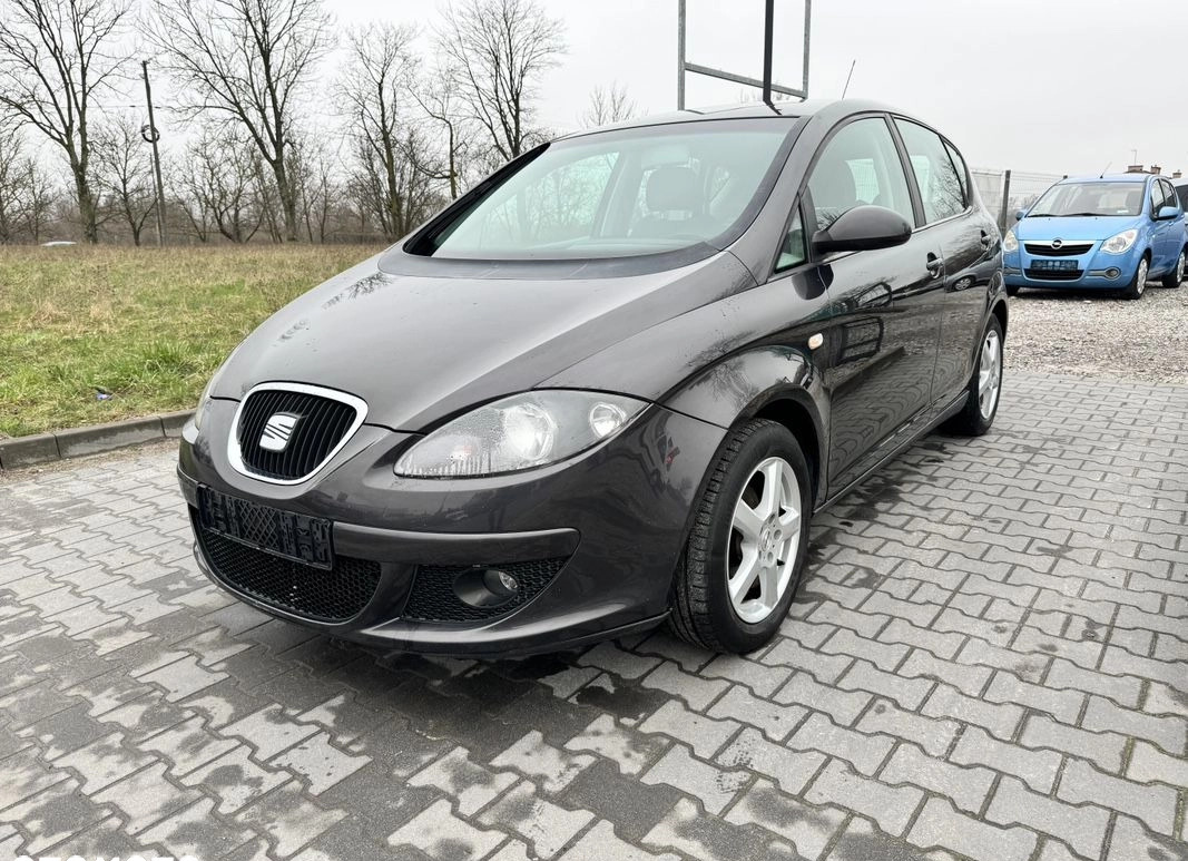 Seat Altea cena 9900 przebieg: 236000, rok produkcji 2004 z Czempiń małe 137